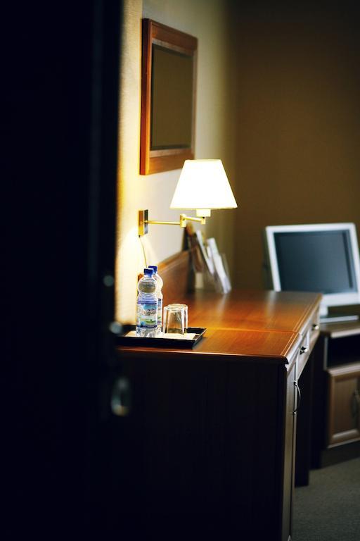 Hotel Zorza Namysłów Quarto foto
