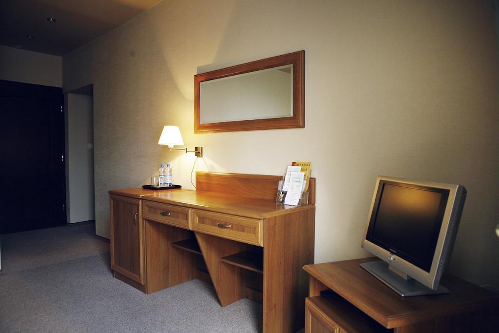 Hotel Zorza Namysłów Quarto foto