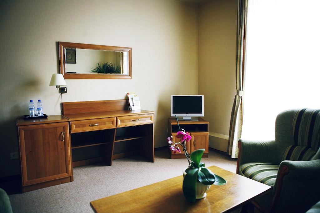 Hotel Zorza Namysłów Quarto foto