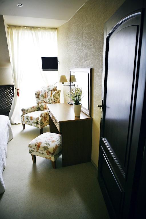 Hotel Zorza Namysłów Quarto foto