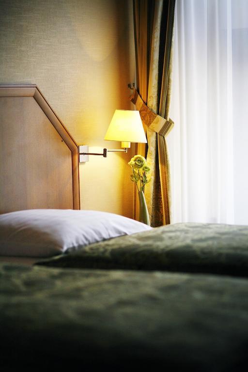 Hotel Zorza Namysłów Quarto foto